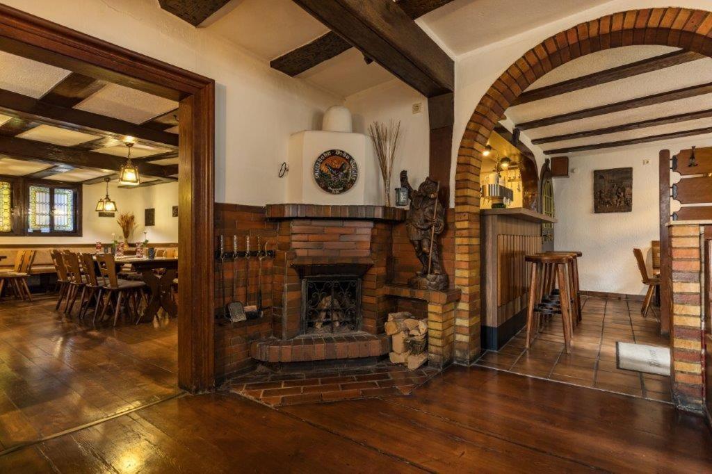 Hotel Gaststaette Braustuebchen à Schlitz Extérieur photo